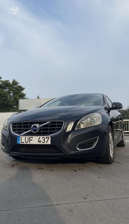 Volvo S60, 2.0 l., Седан