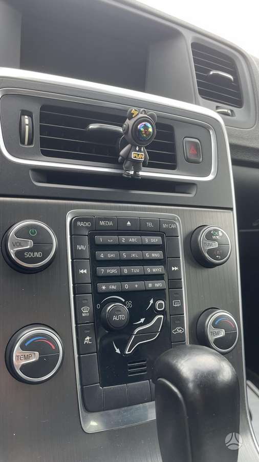 Volvo S60, 2.0 l., Седан
