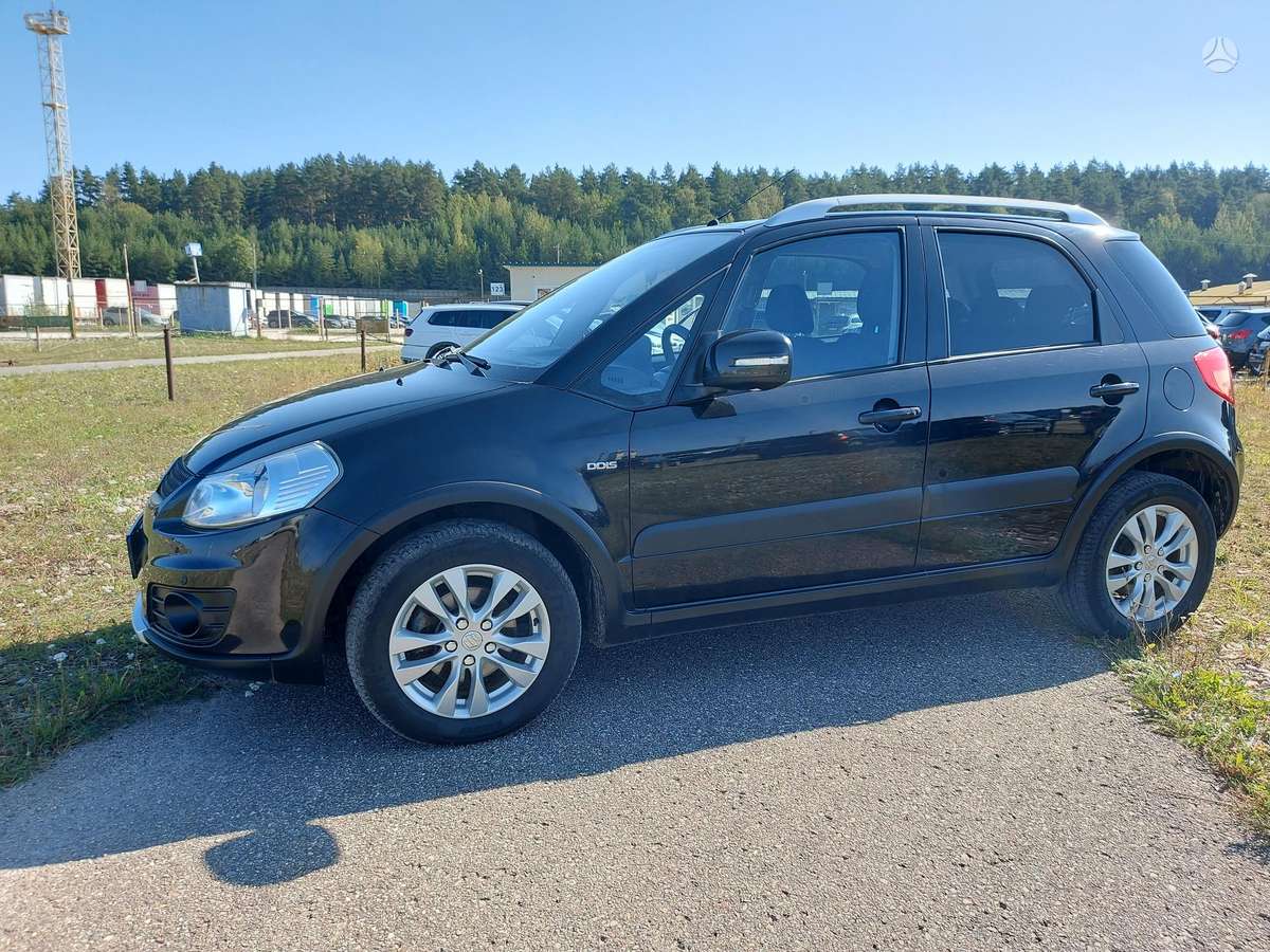 Suzuki SX4, 2.0 l., Хэтчбек