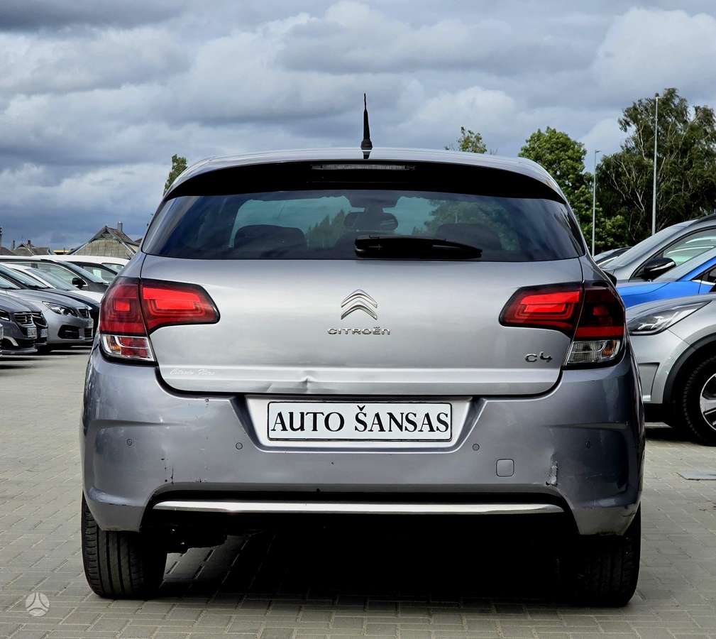 Citroen C4, 1.2 l., Хэтчбек