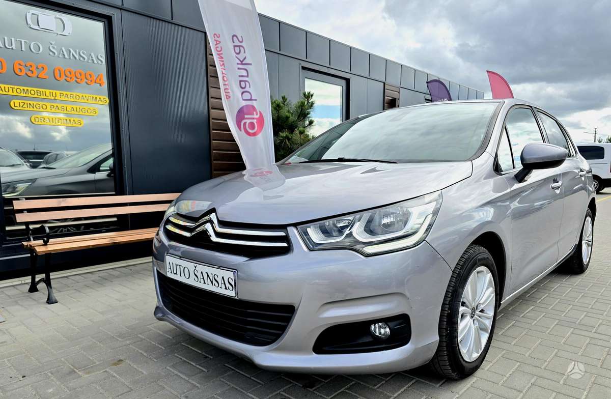 Citroen C4, 1.2 l., Хэтчбек