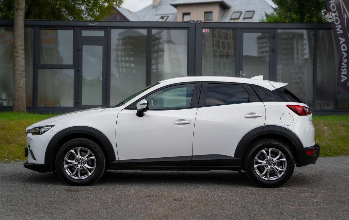 Mazda CX-3, 2.0 l., off-road / crossover