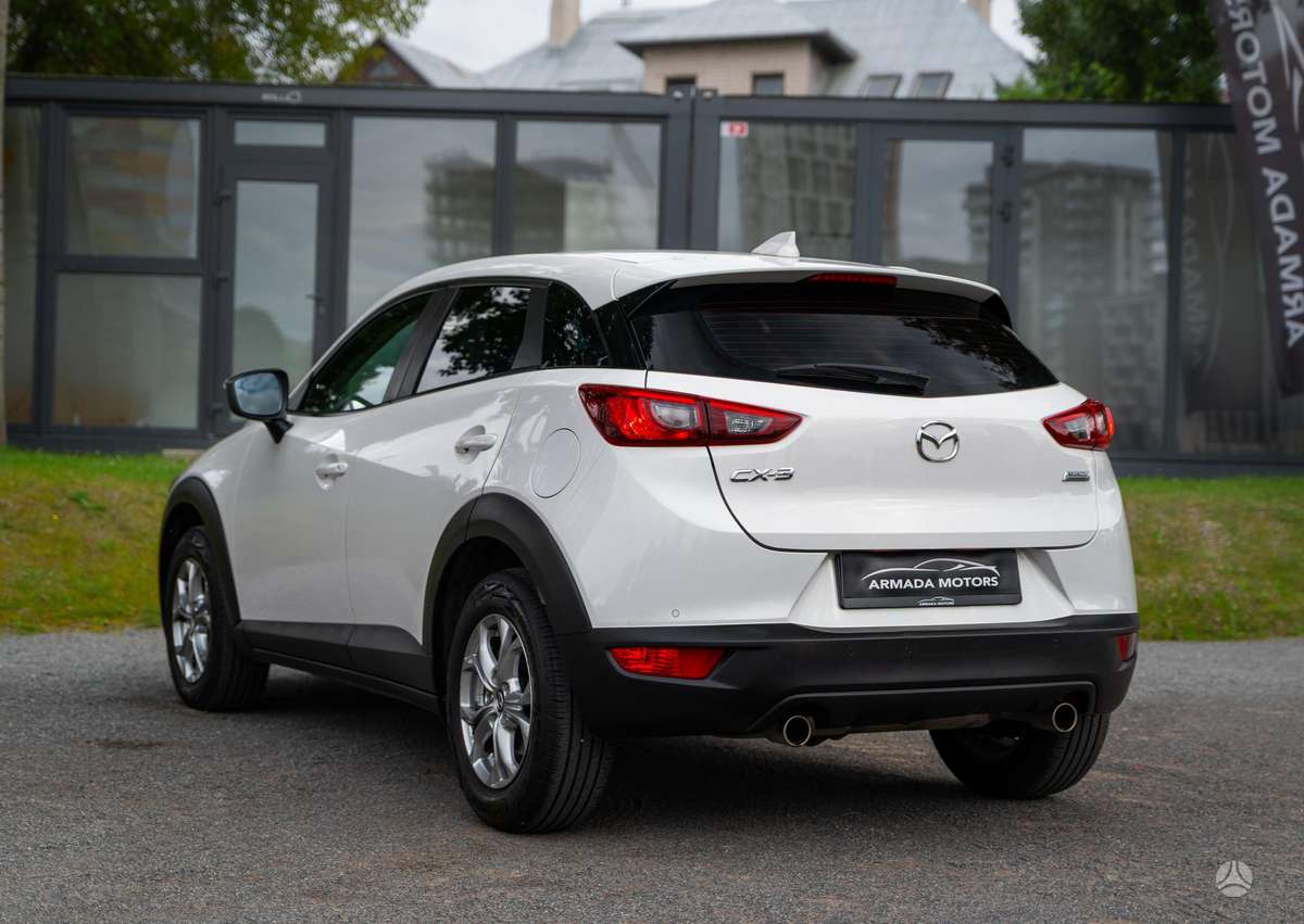 Mazda CX-3, 2.0 l., off-road / crossover