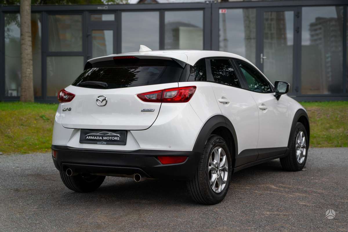 Mazda CX-3, 2.0 l., off-road / crossover