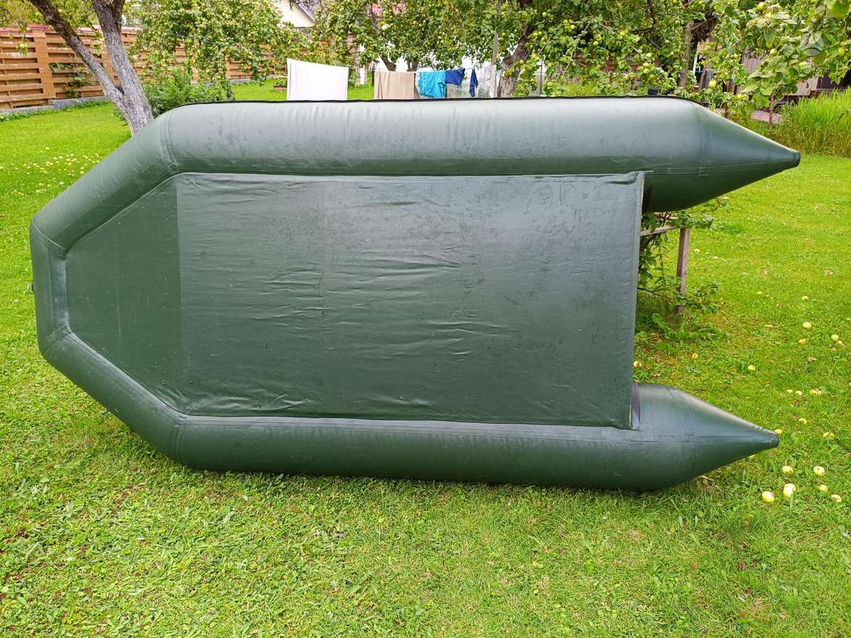 Kolibri KM330, inflatable boats