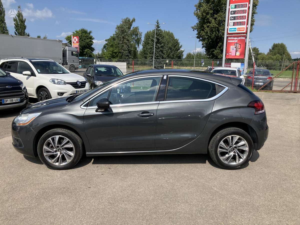 Citroen DS4, 2.0 l., Хэтчбек