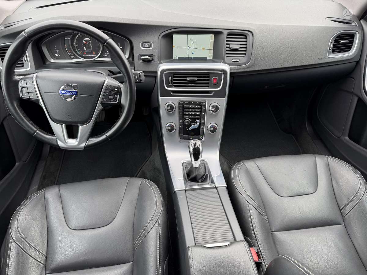 Volvo S60, 2.0 l., Седан