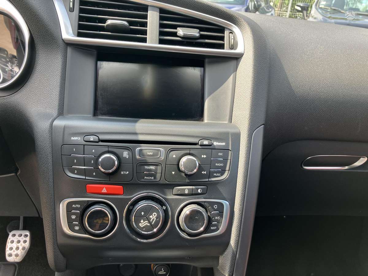 Citroen DS4, 2.0 l., Хэтчбек