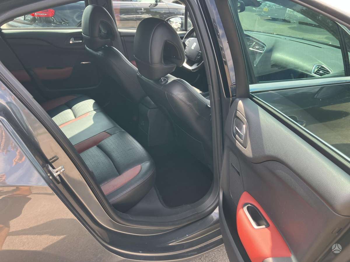 Citroen DS4, 2.0 l., Хэтчбек