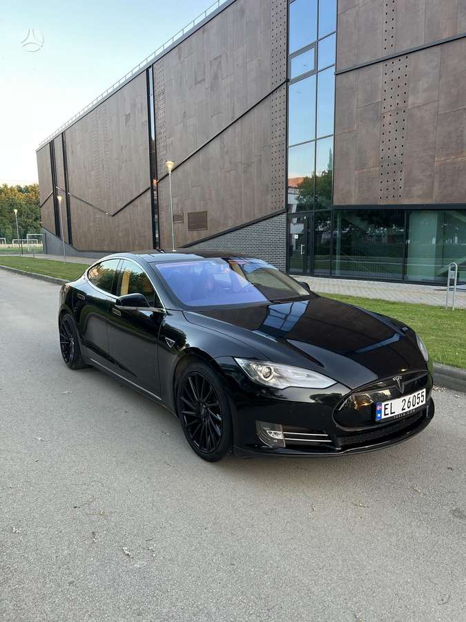 Tesla Model S, 85 kWh, sedanas