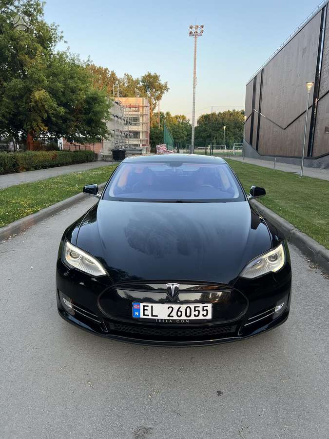 Tesla Model S, 85 кВт·ч, Седан