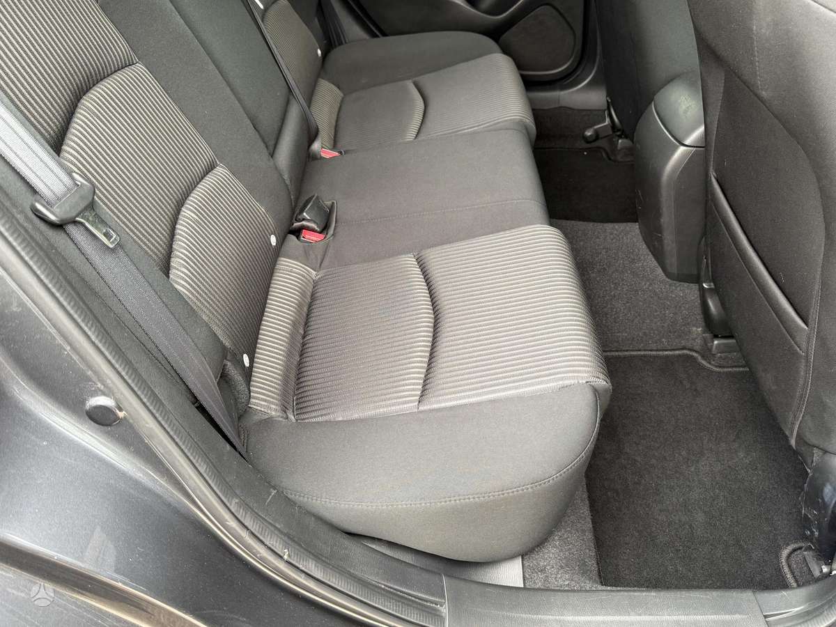 Mazda 3, 2.2 l., hatchback