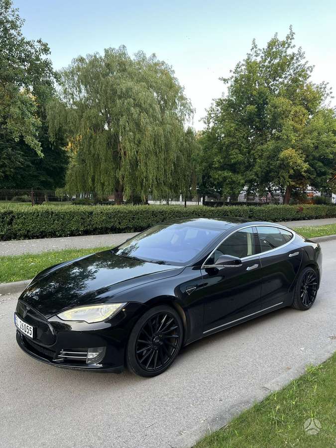 Tesla Model S, 85 kWh, sedanas