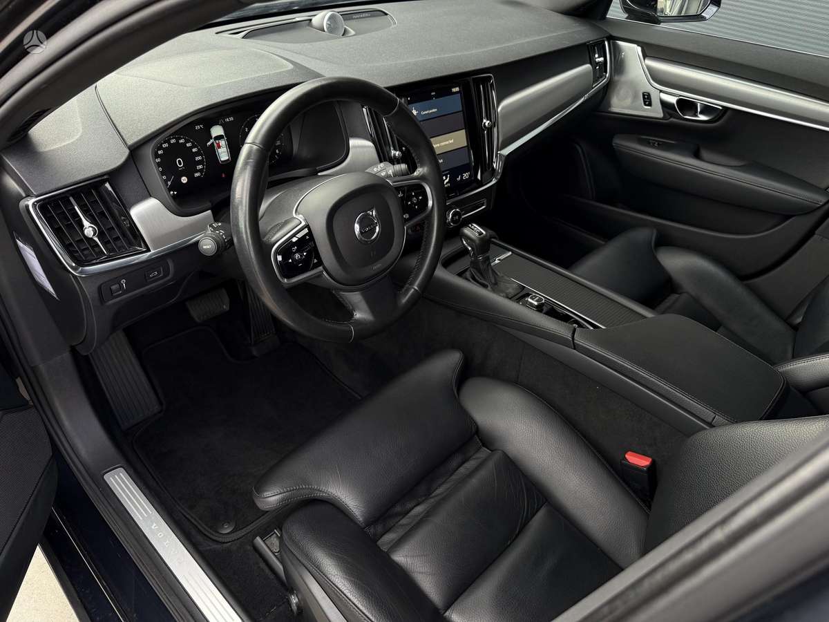 Volvo V90, 2.0 l., wagon