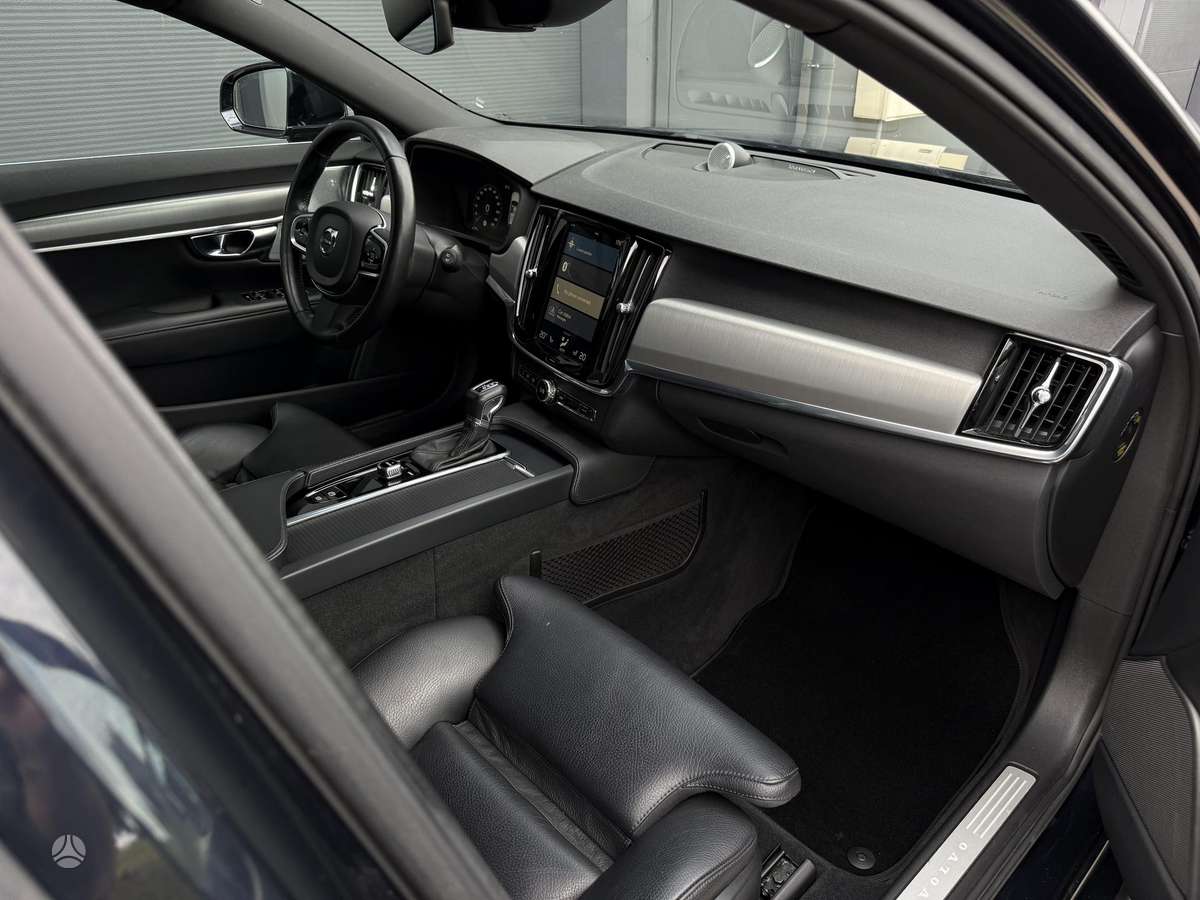 Volvo V90, 2.0 l., Универсал