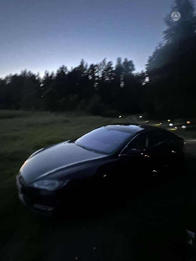 Tesla Model S, 85 kWh, sedanas