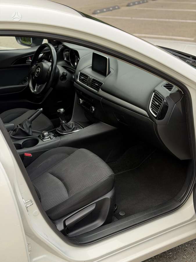 Mazda 3, 2.2 l., hečbekas