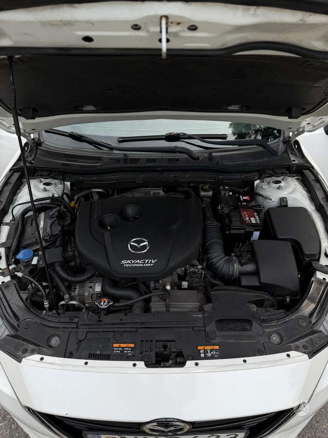 Mazda 3, 2.2 l., hatchback