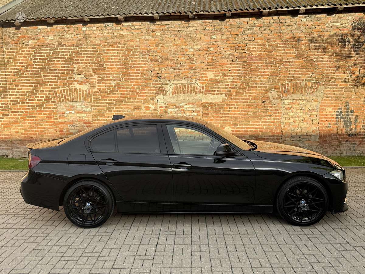 BMW 320, 2.0 l., Седан
