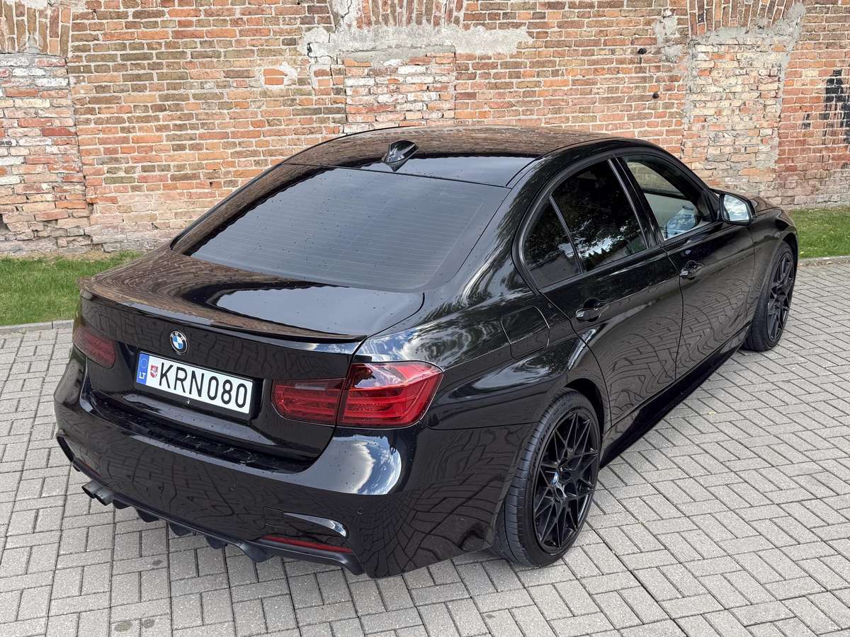 BMW 320, 2.0 l., Седан