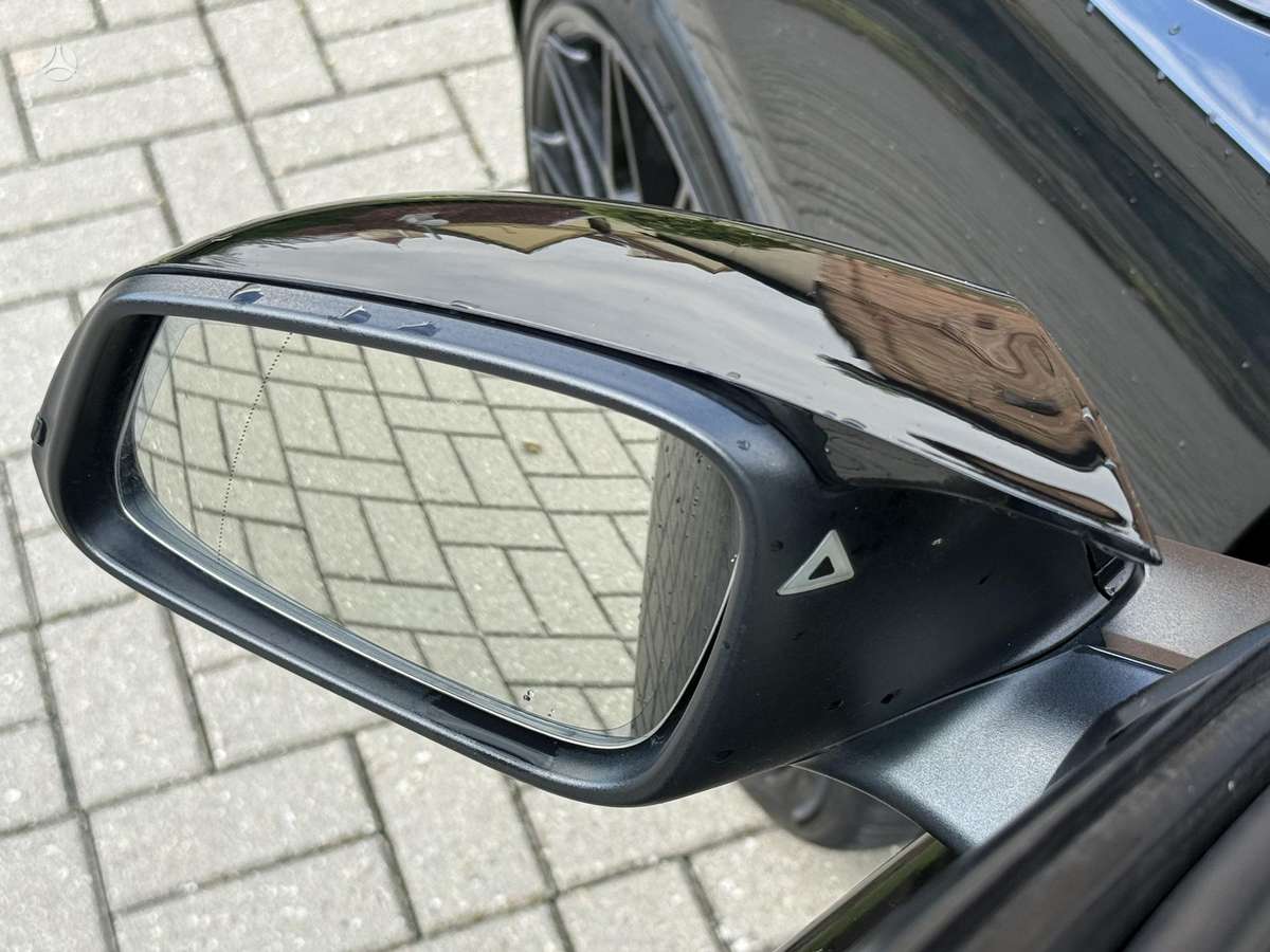 BMW 320, 2.0 l., Седан