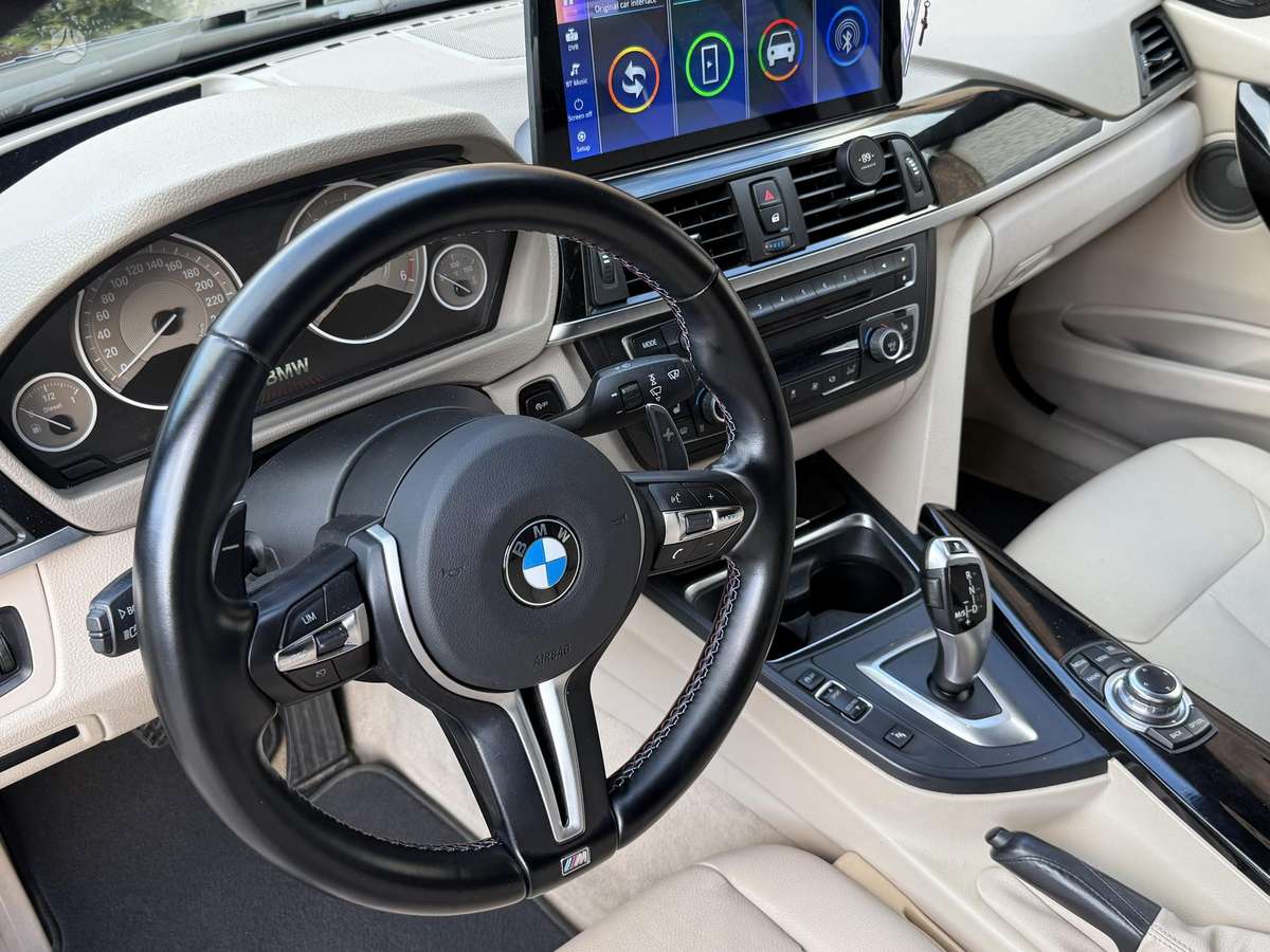 BMW 320, 2.0 l., Седан
