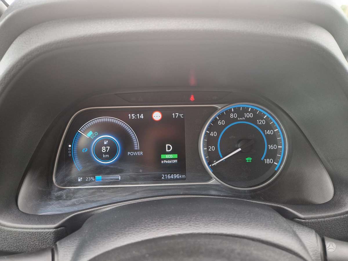 Nissan Leaf, 62 kWh, hatchback