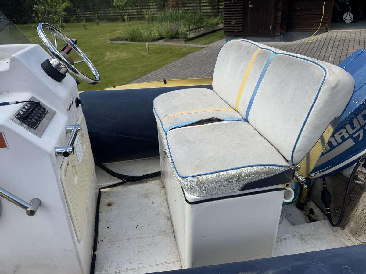 Lomac Nautica, понтонные катера