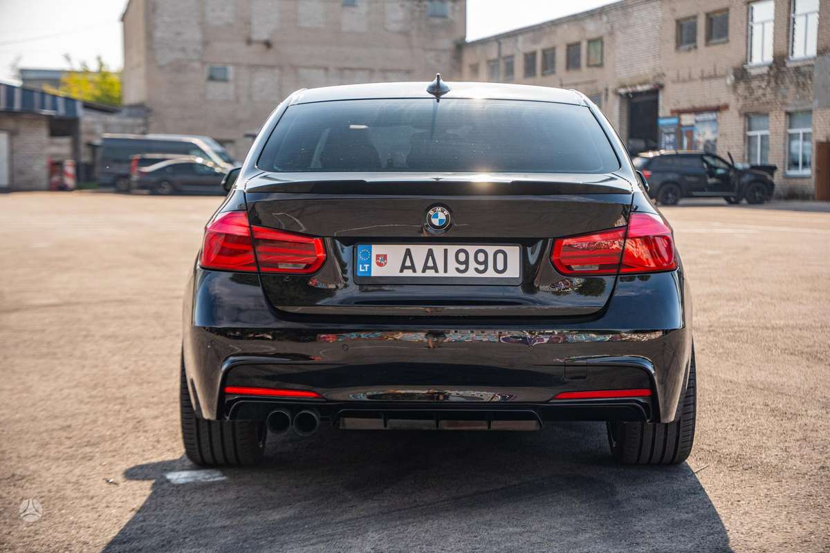 BMW 320, 2.0 l., Седан