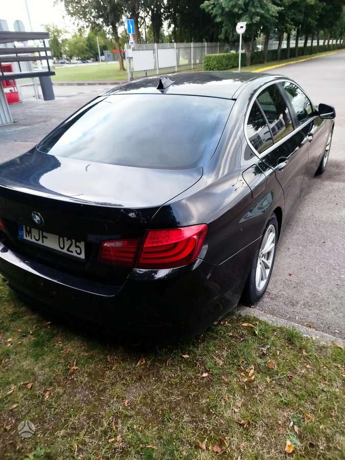 BMW 520, 2.0 l., Седан