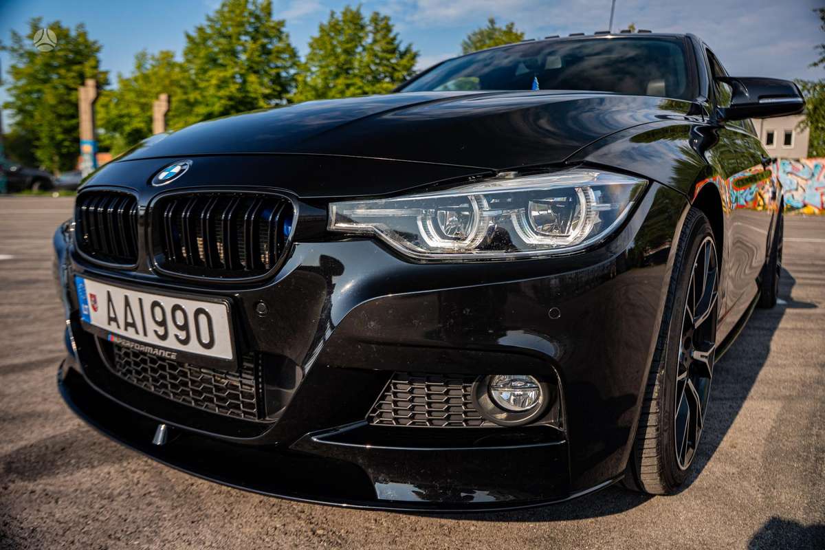 BMW 320, 2.0 l., Седан