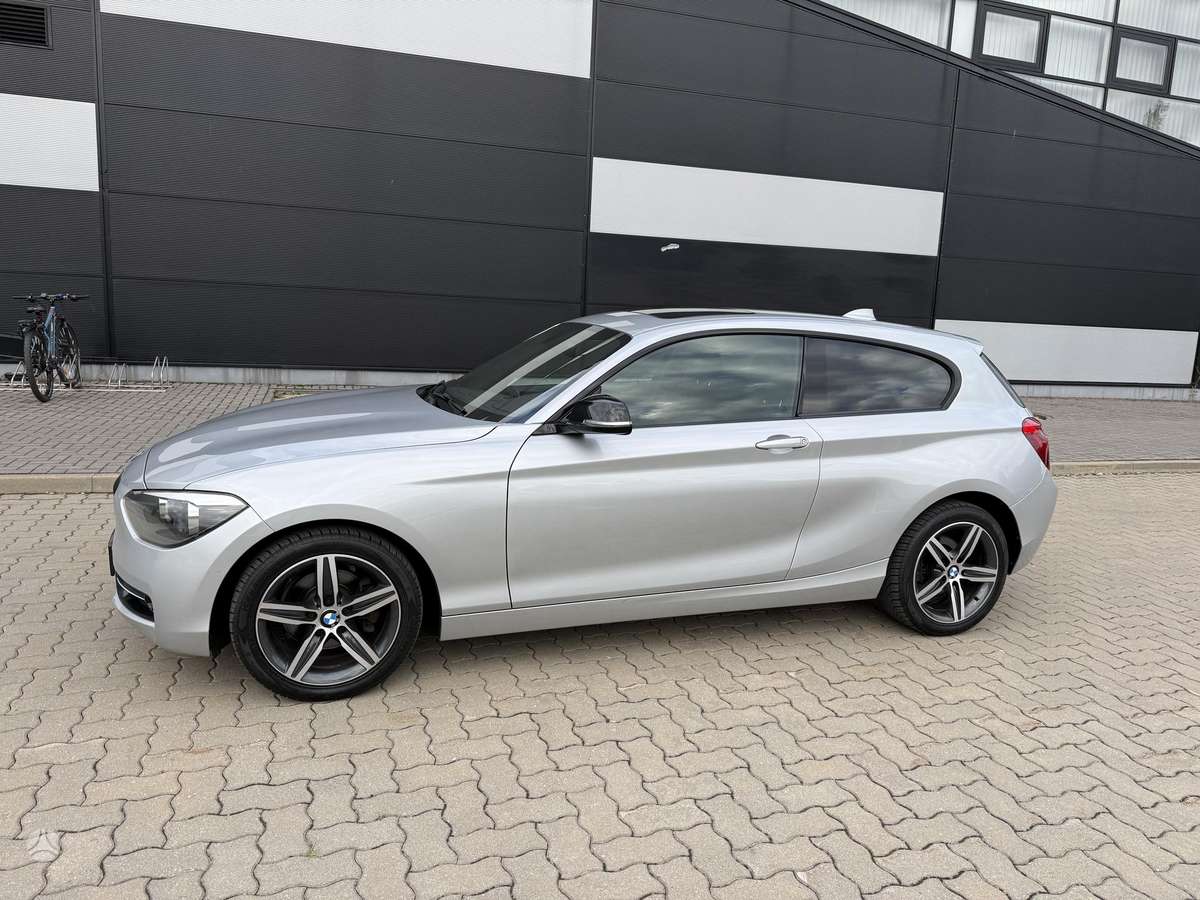 BMW 118, 1.6 l., hatchback