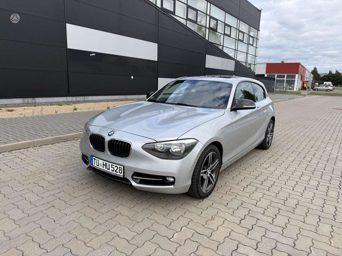 BMW 118, 1.6 l., hatchback