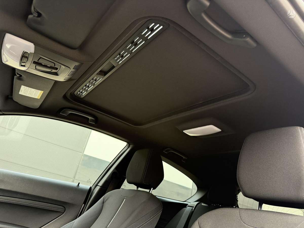 BMW 118, 1.6 l., hatchback