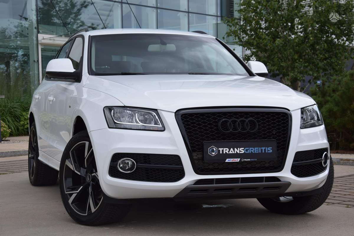 Audi Q5, 2.0 l., off-road / crossover