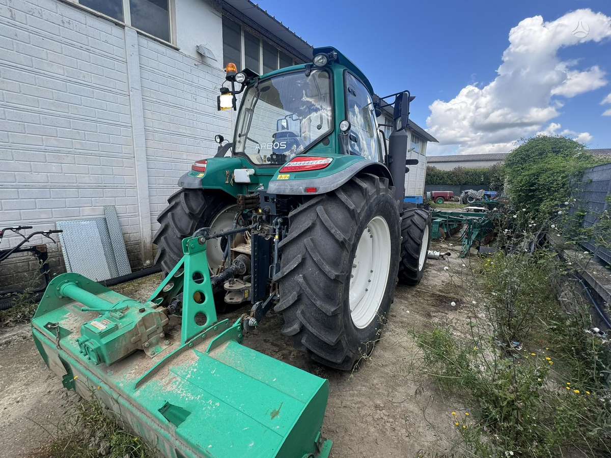 ARBOS P5130, tractors