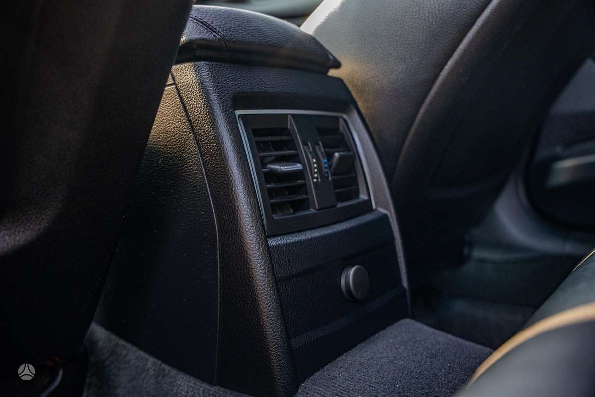 BMW 320, 2.0 l., Седан