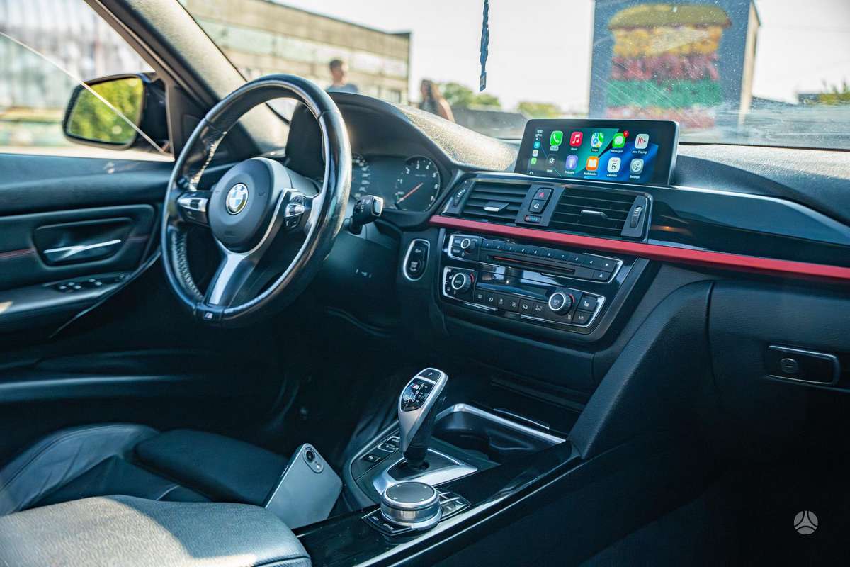 BMW 320, 2.0 l., Седан