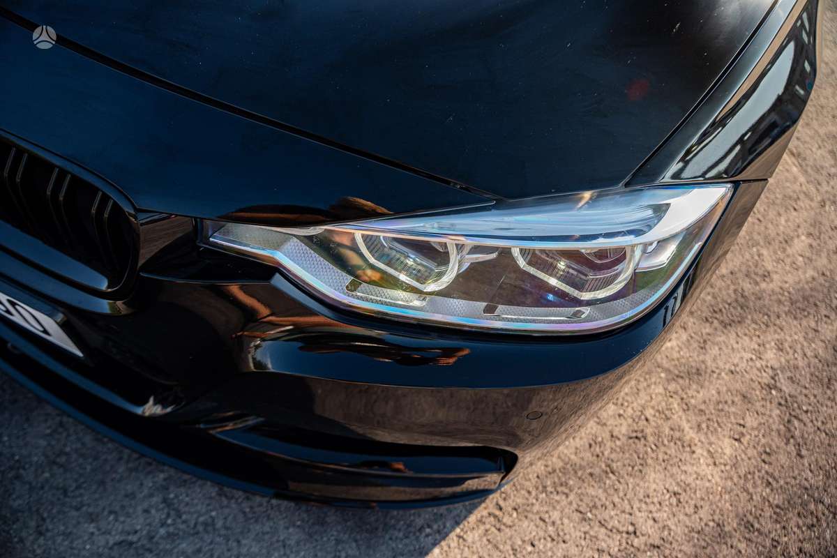 BMW 320, 2.0 l., Седан