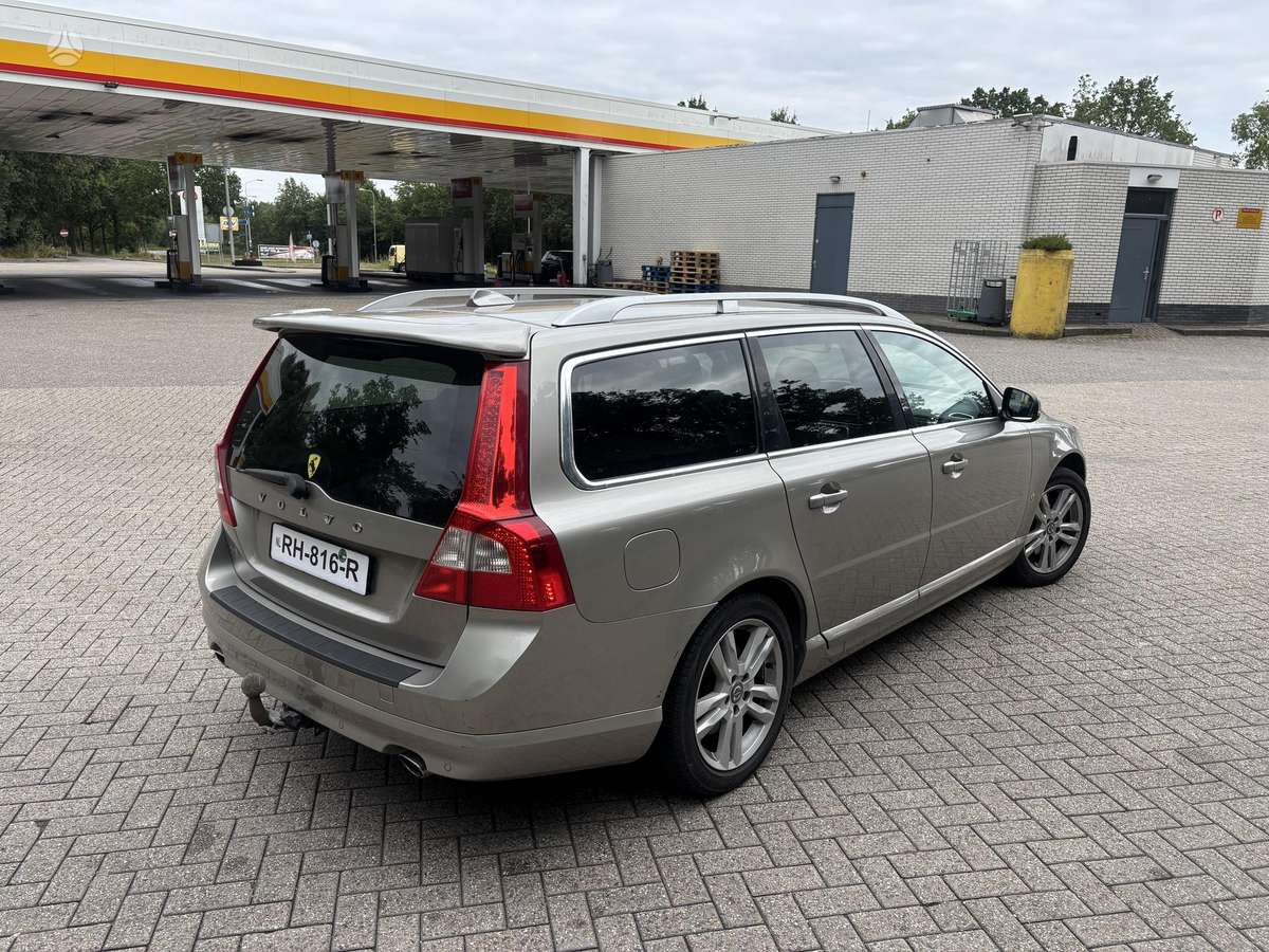 Volvo V70, 2.4 l., Универсал