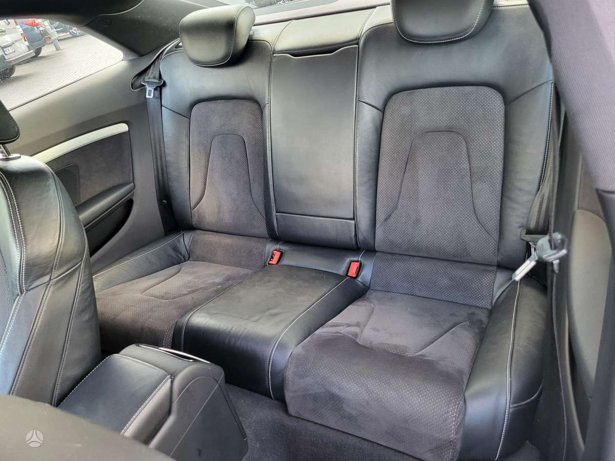 Audi A5, 2.0 l., coupe