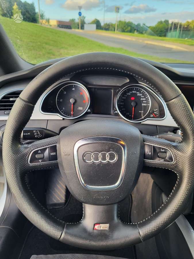 Audi A5, 2.0 l., coupe