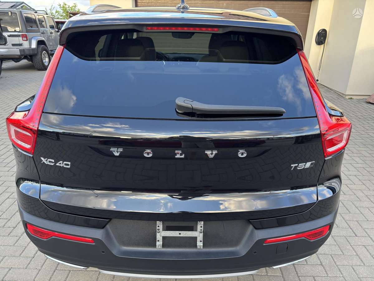 Volvo XC40 - 6