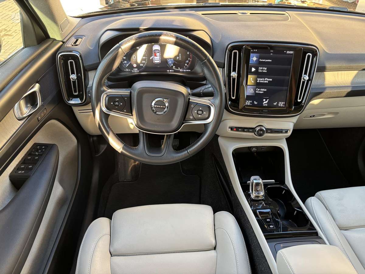 Volvo XC40 - 9