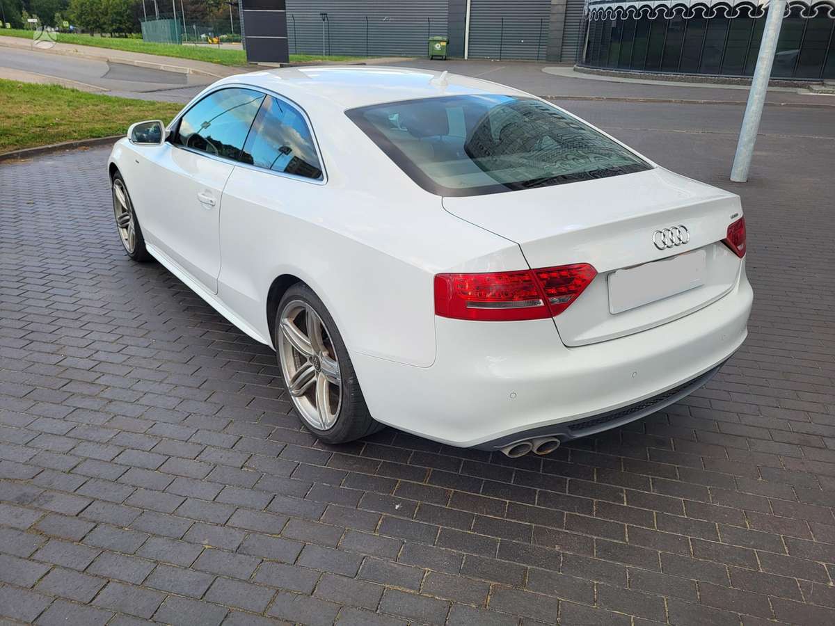 Audi A5, 2.0 l., coupe