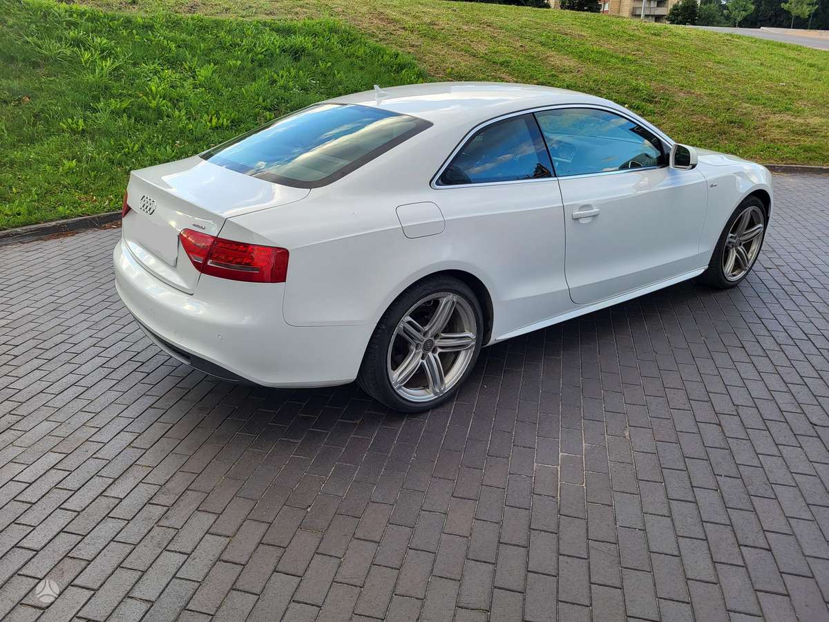 Audi A5, 2.0 l., coupe