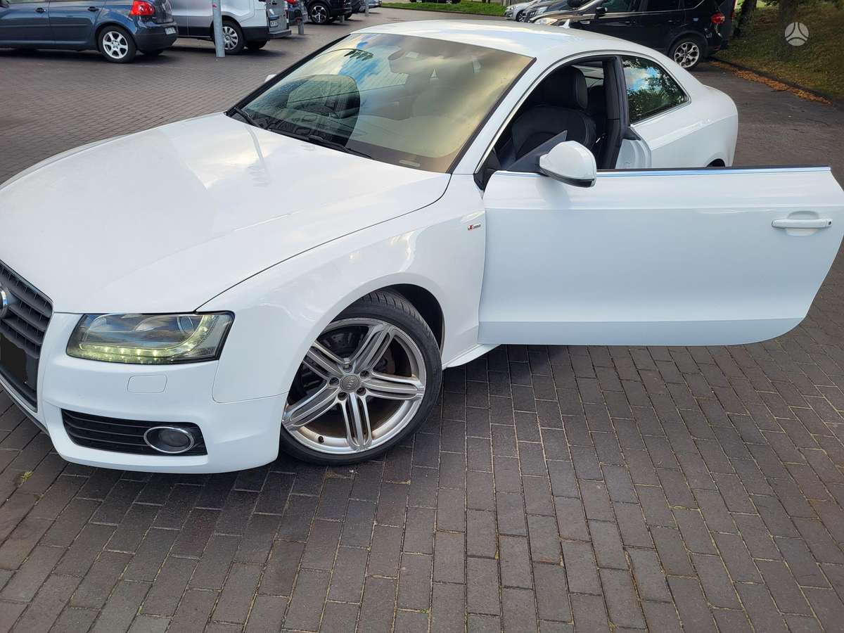 Audi A5, 2.0 l., coupe