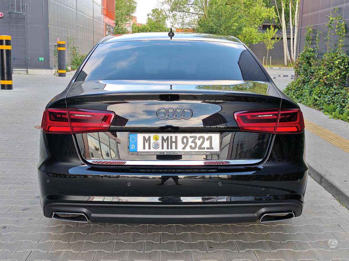 Audi A6, 2.0 l., Седан