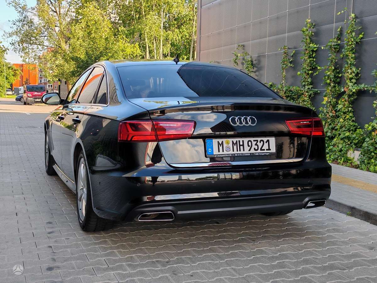 Audi A6, 2.0 l., Седан