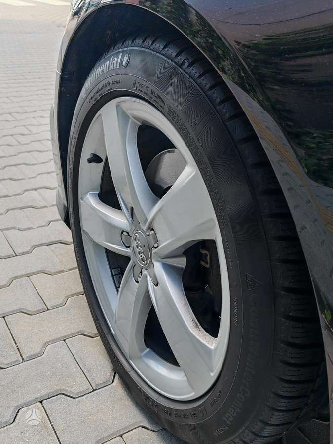 Audi A6, 2.0 l., Седан